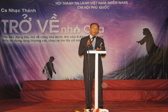 MS Nguyễn Hữu Bình chia sẻ sứ điệp Phúc Âm với chủ đề "Trở Về Nhà Cha"